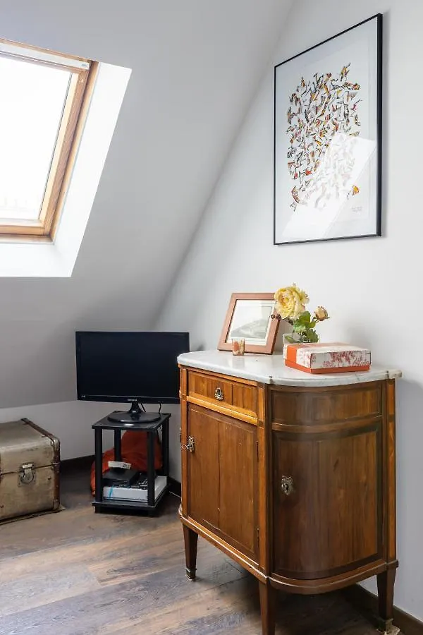 Veeve - Footsteps From The Arc De Triomphe Apartment Paris France