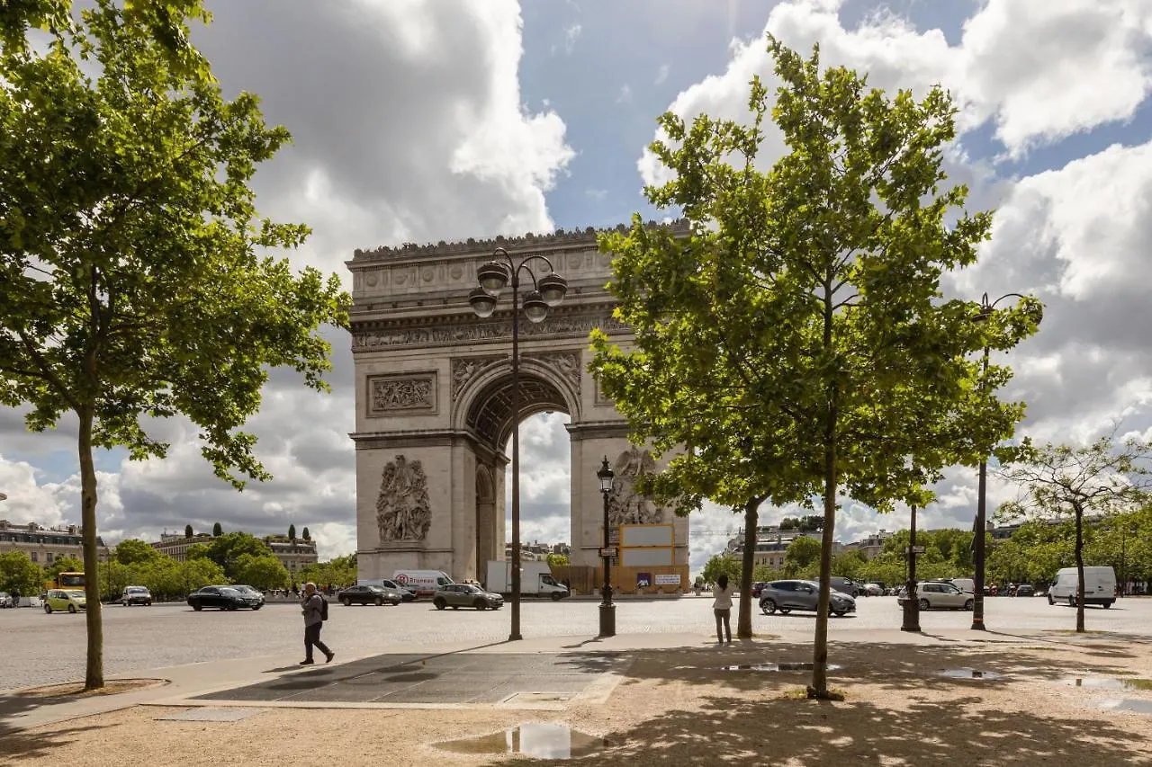 Veeve - Footsteps From The Arc De Triomphe Apartment Paris France
